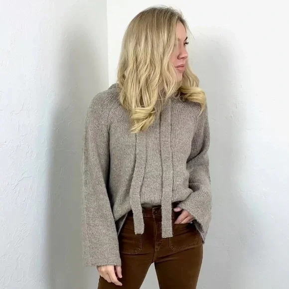 NWT Pistola ELENA OVERSIZED HOODIE - TAUPE. Size Medium/Large - Picture 7 of 10